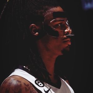 Meet your Posher, Jeneiya